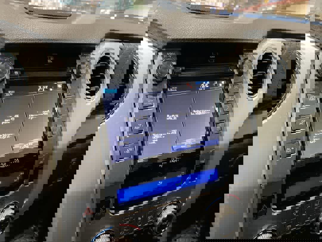 Used 2019 Toyota Tundra Platinum image 16