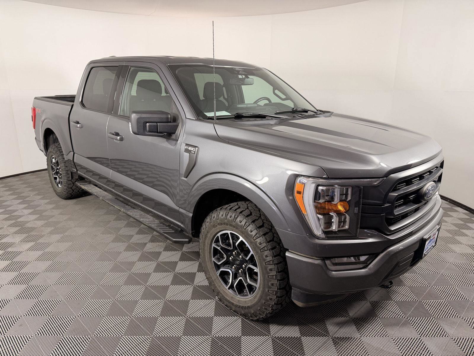 Used 2021 Ford F150 XLT w/ Equipment Group 302A High image 10