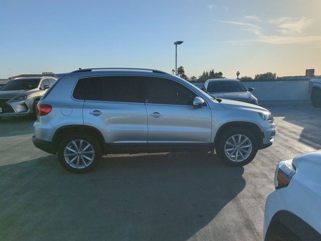 Used 2017 Volkswagen Tiguan Wolfsburg Edition FWD image 4