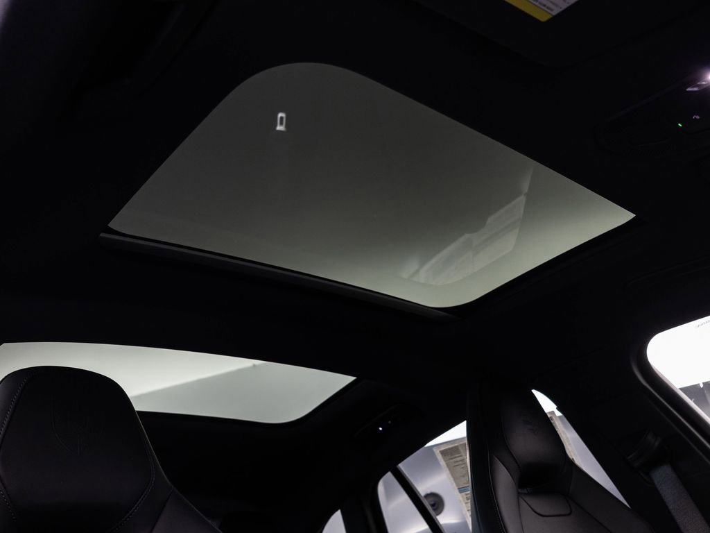 New 2026 Porsche Panamera 4 image 10