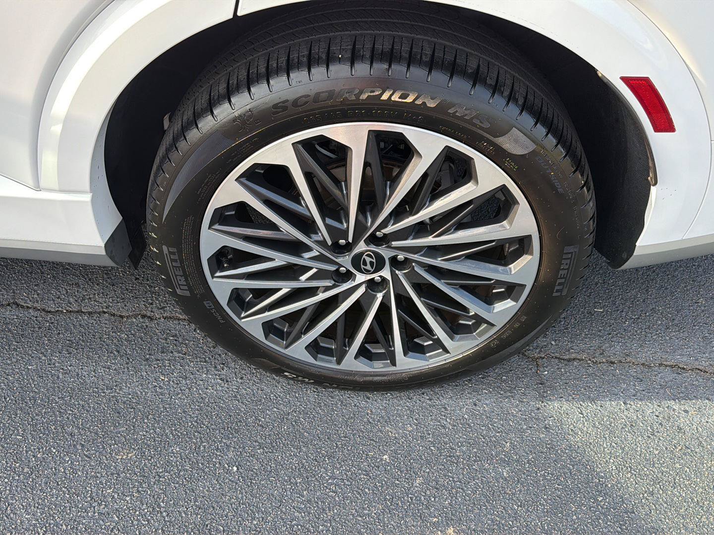 Used 2026 Hyundai Palisade Calligraphy FWD image 39