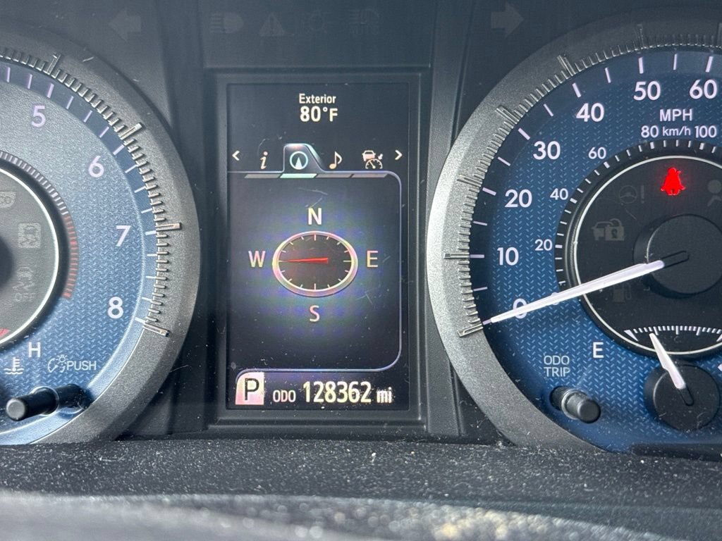 Used 2015 Toyota Sienna Limited Premium w/ Advanced Technology Package FWD image 10