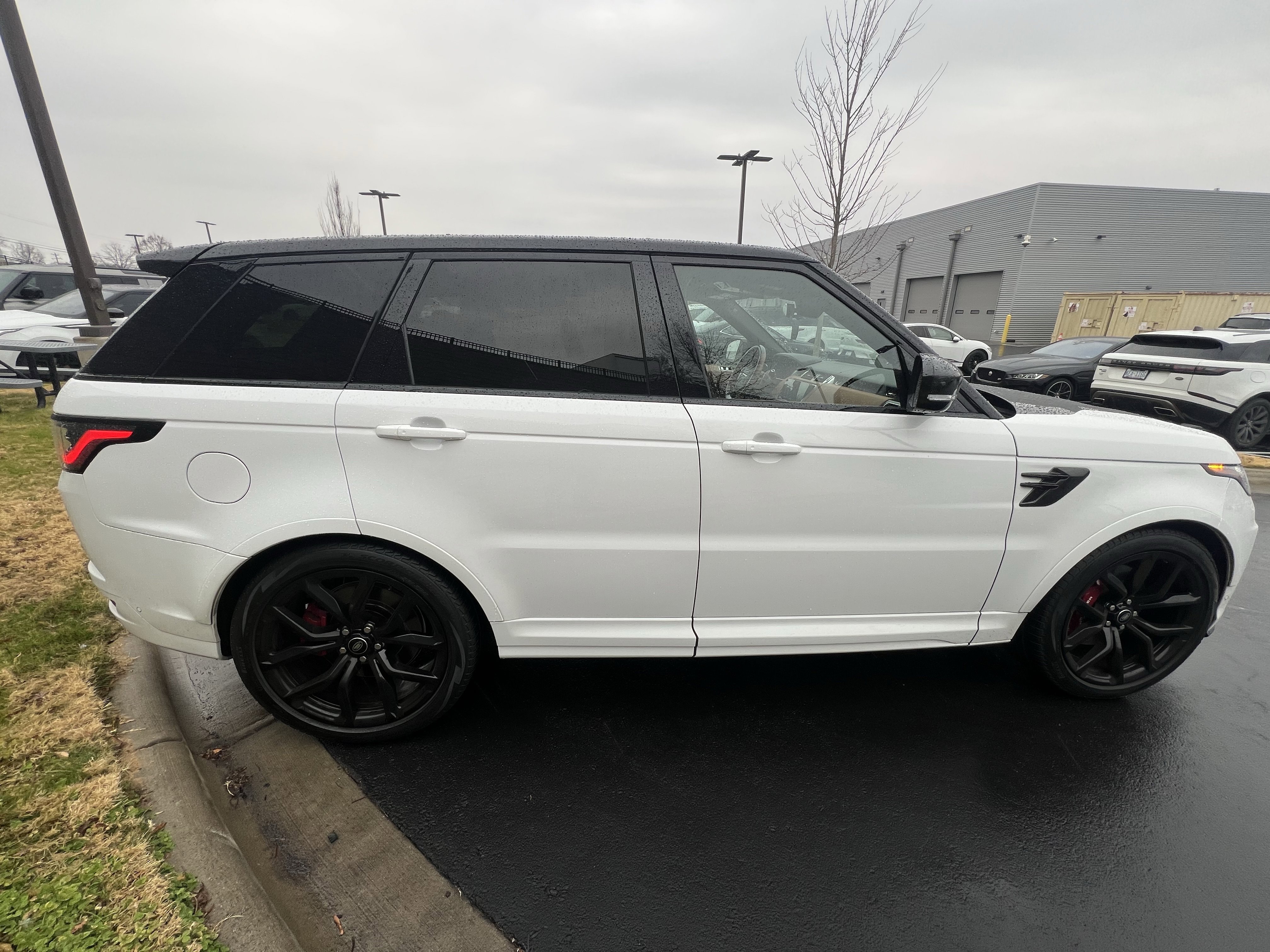 Certified 2022 Land Rover Range Rover Sport SVR image 8