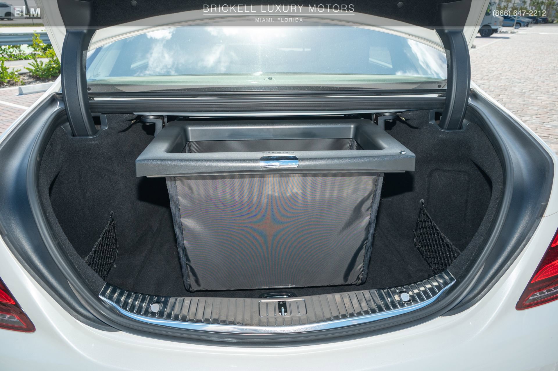 Used 2019 Mercedes-Benz S 560 Sedan image 17