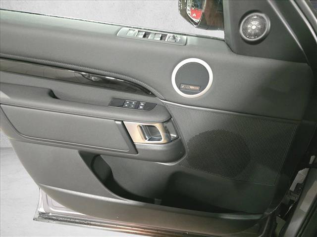 New 2026 Land Rover Discovery S AWD/4WD image 27
