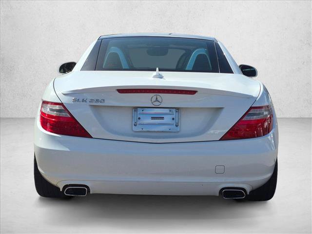 Used 2015 Mercedes-Benz SLK 250 image 6