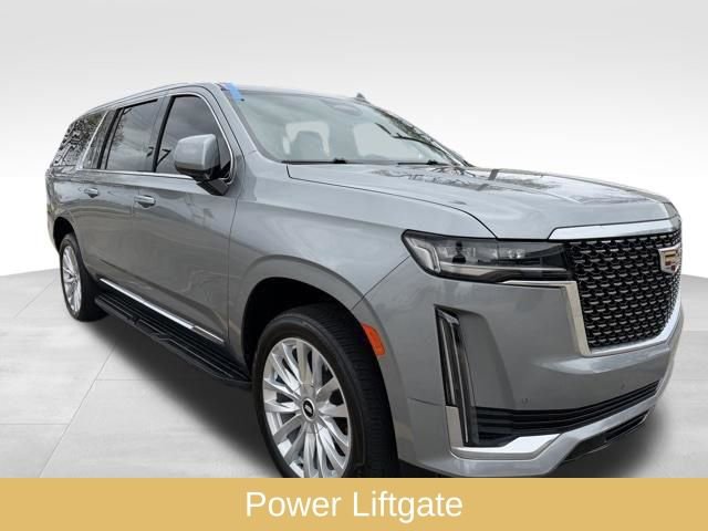 Used 2024 Cadillac Escalade ESV Luxury image 4
