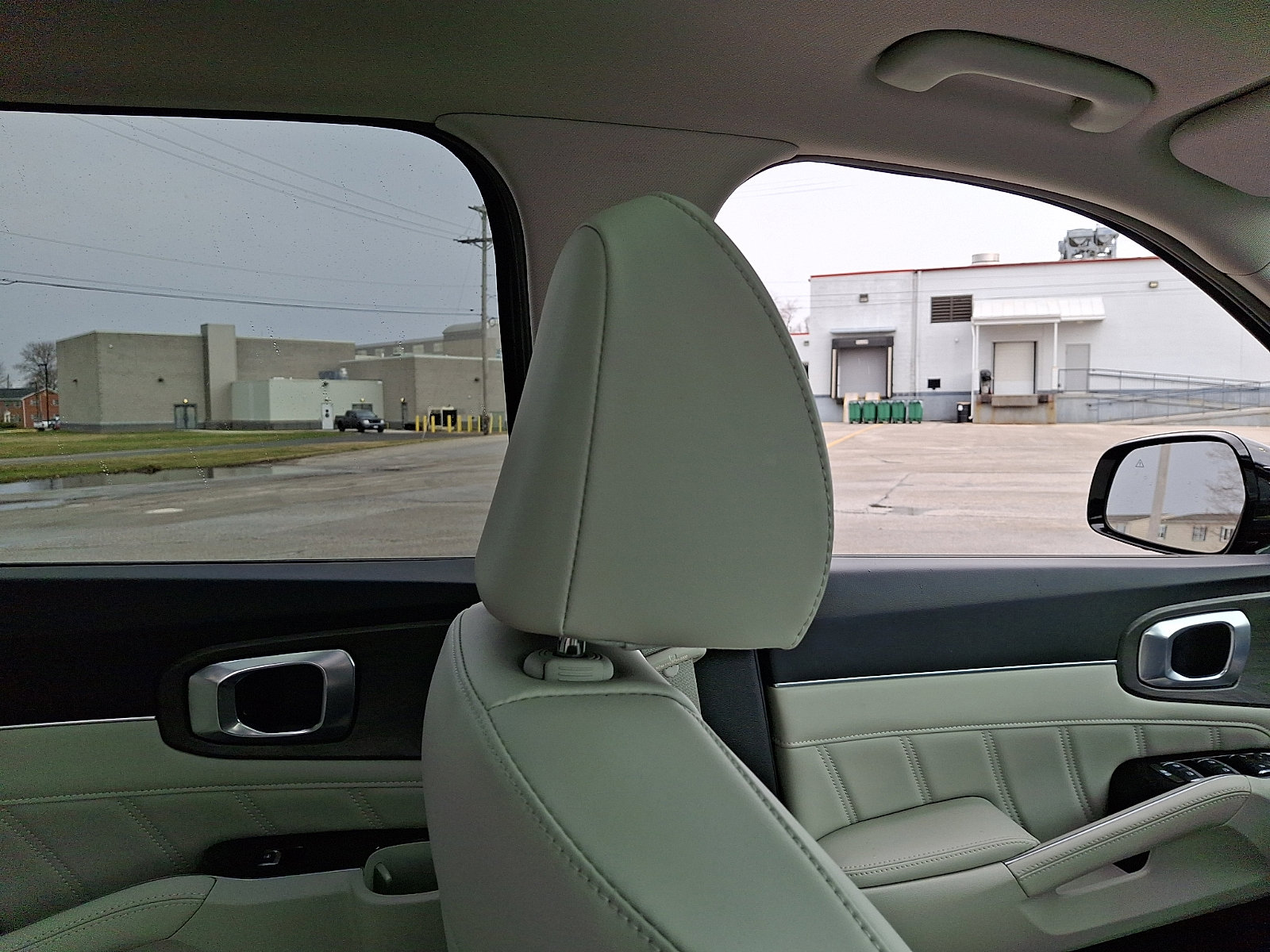 Used 2025 Kia Sorento SX image 13