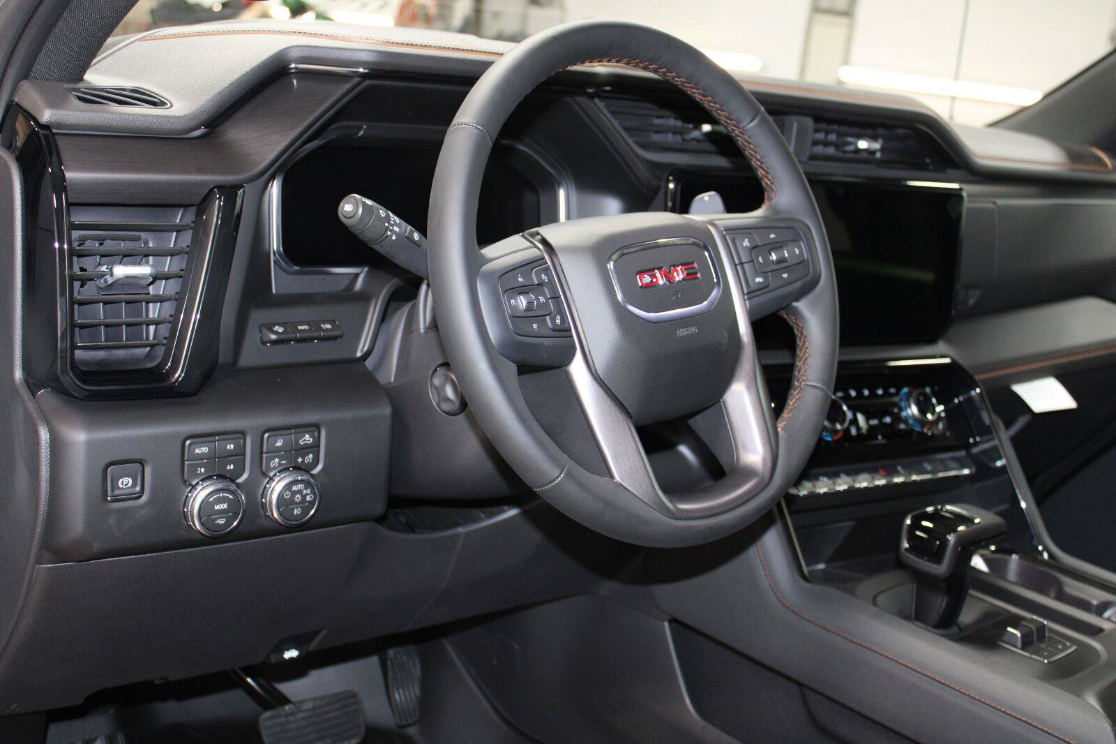 New 2026 GMC Sierra 1500 AT4 w/ AT4 Premium Package AWD/4WD image 29