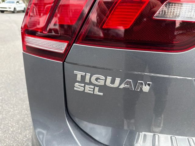 Used 2020 Volkswagen Tiguan SEL w/ 3rd Row Seat Package AWD/4WD image 14