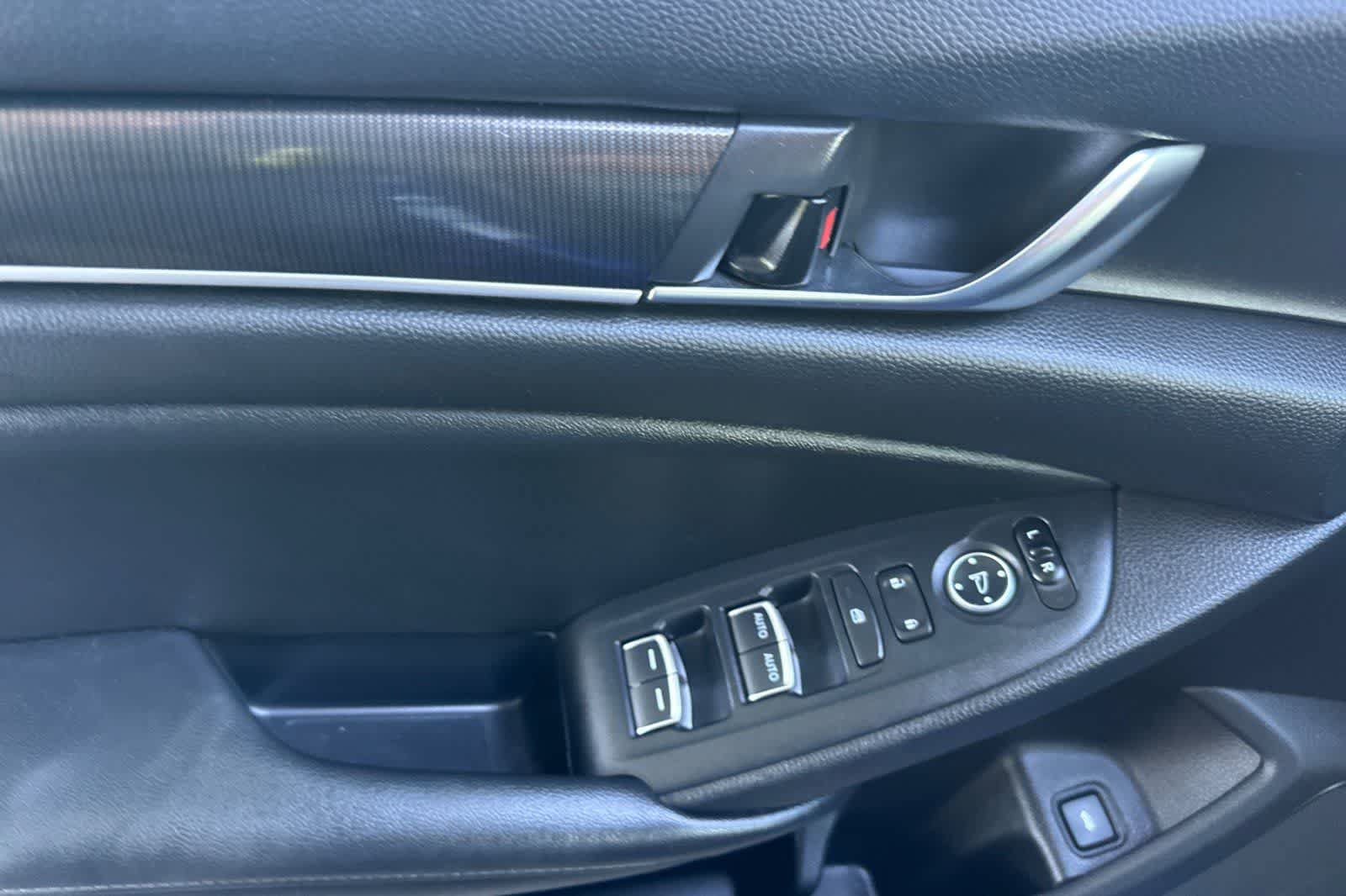 Used 2022 Honda Accord Sport Special Edition image 13