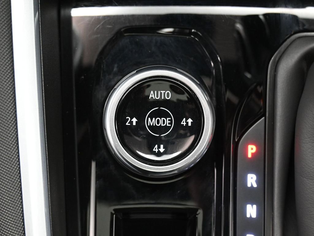 Used 2023 Chevrolet Colorado Z71 w/ Z71 Convenience Package 2 image 26