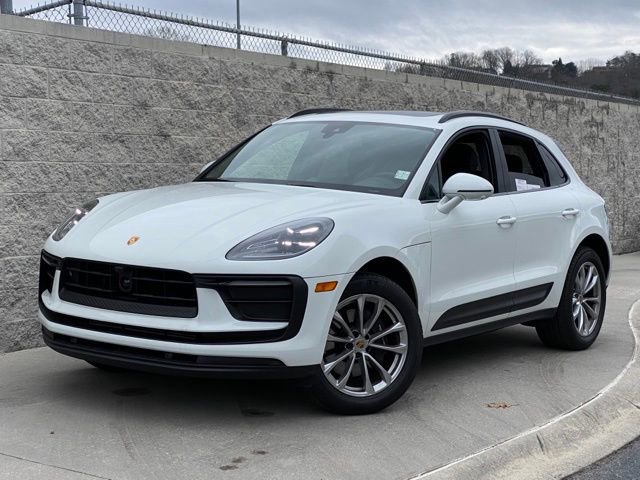 Certified 2024 Porsche Macan
