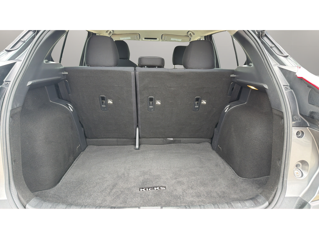 Certified 2018 Nissan Kicks SV w/ Exterior Package FWD image 16