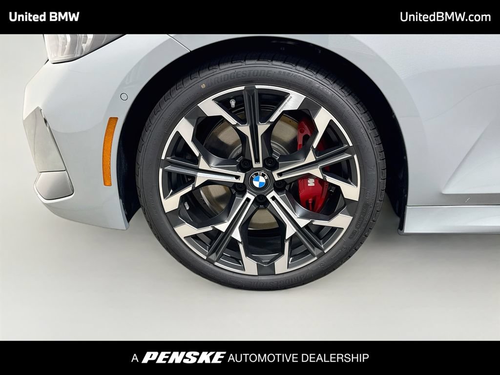 New 2026 BMW 330i Sedan w/ M Sport Package RWD image 2