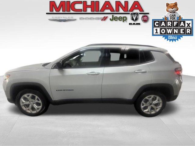 Certified 2024 Jeep Compass Latitude AWD/4WD image 1