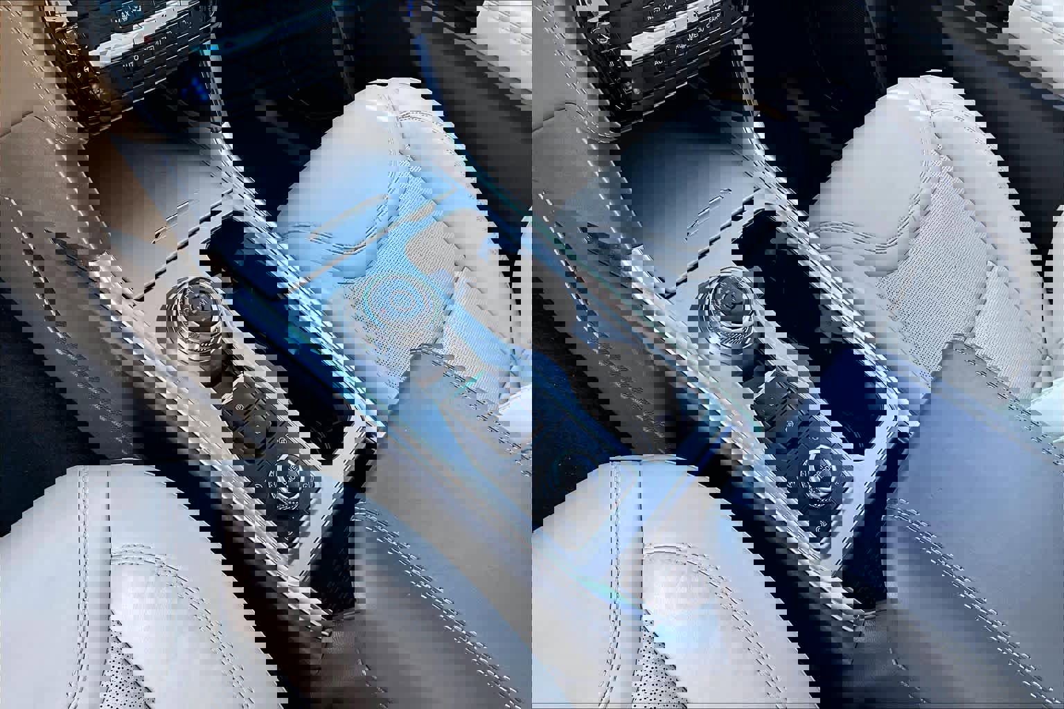 Used 2021 Ford Explorer Platinum w/ Equipment Group 601A image 16