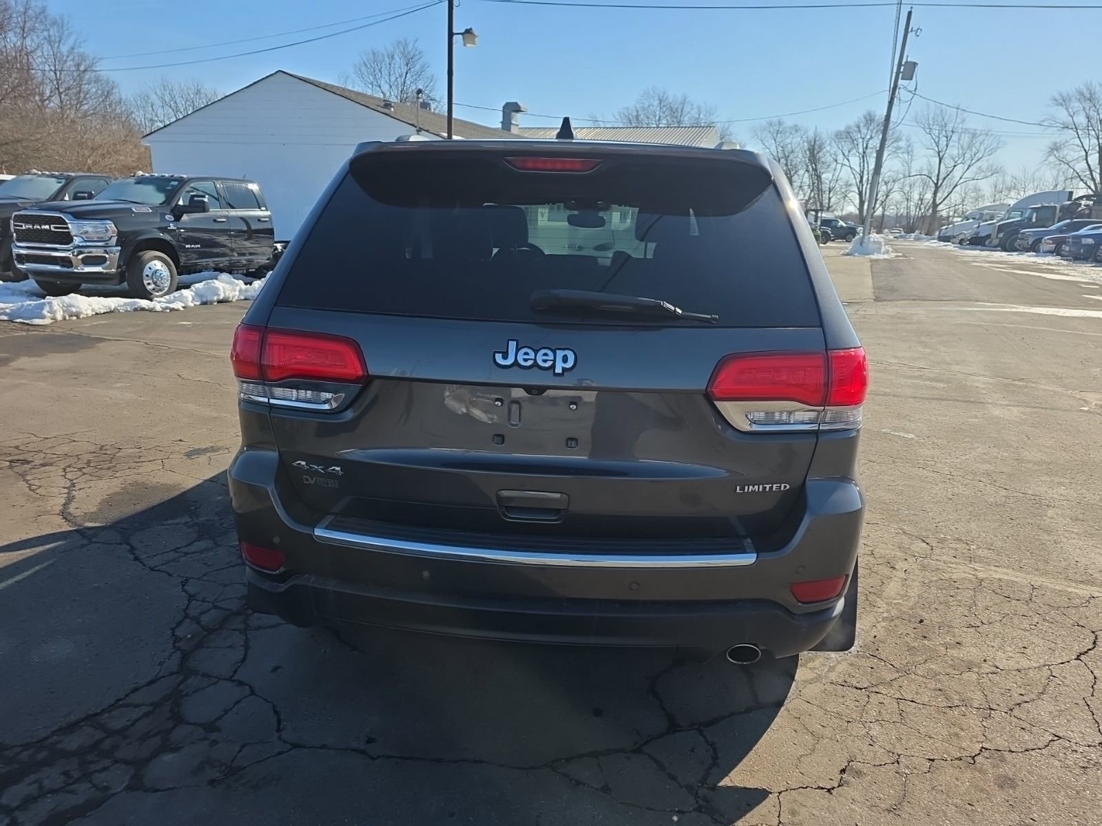 Used 2018 Jeep Grand Cherokee Limited image 4