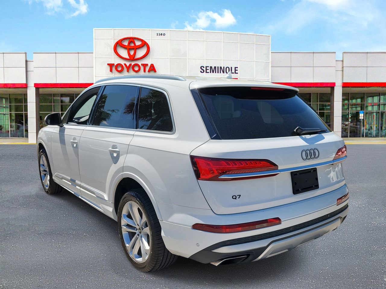 Used 2025 Audi Q7 3.0T Premium Plus image 4