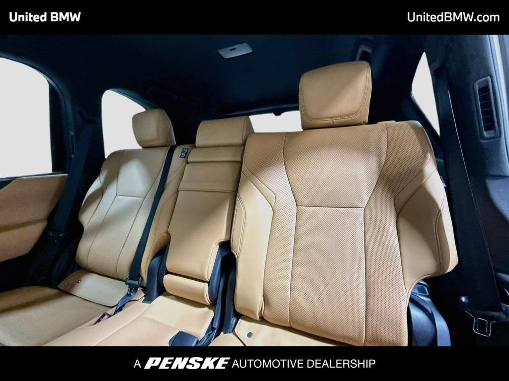 Used 2025 Lexus LX 600 4WD w/ Accessory Package (2T) image 13