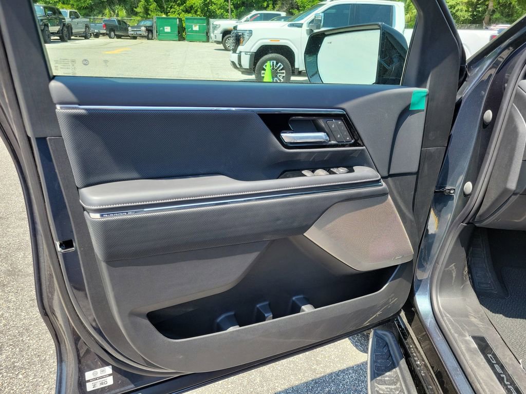New 2025 GMC Sierra EV Denali image 7