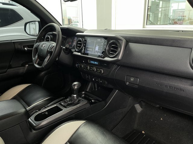 Used 2021 Toyota Tacoma TRD Off-Road AWD/4WD image 20