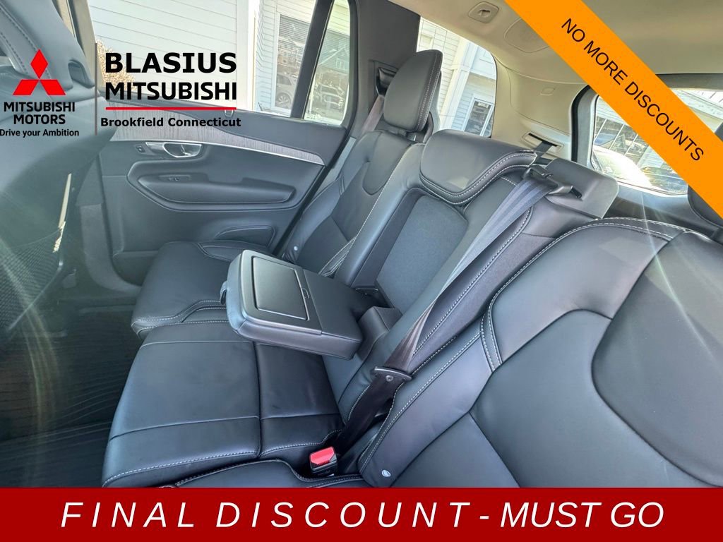 Used 2025 Volvo XC90 B6 Ultra w/ Protection Package Premier image 33
