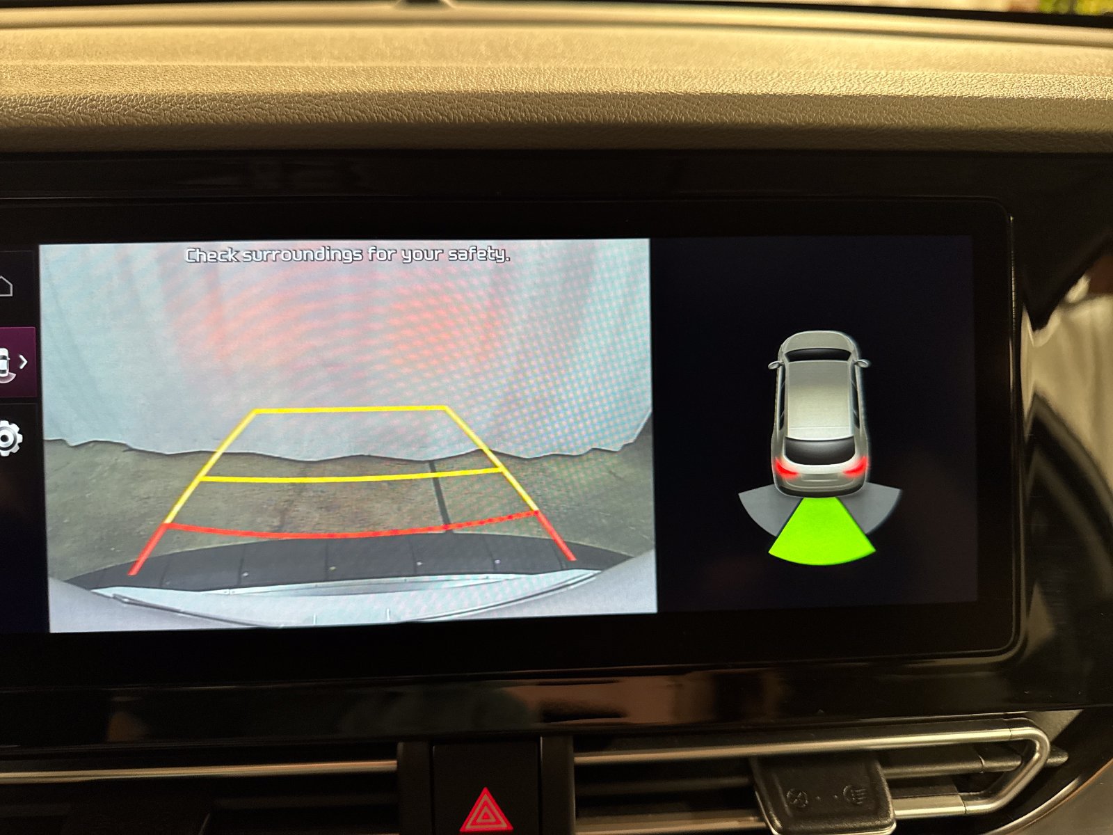 Certified 2022 Kia Niro EX Premium FWD image 18