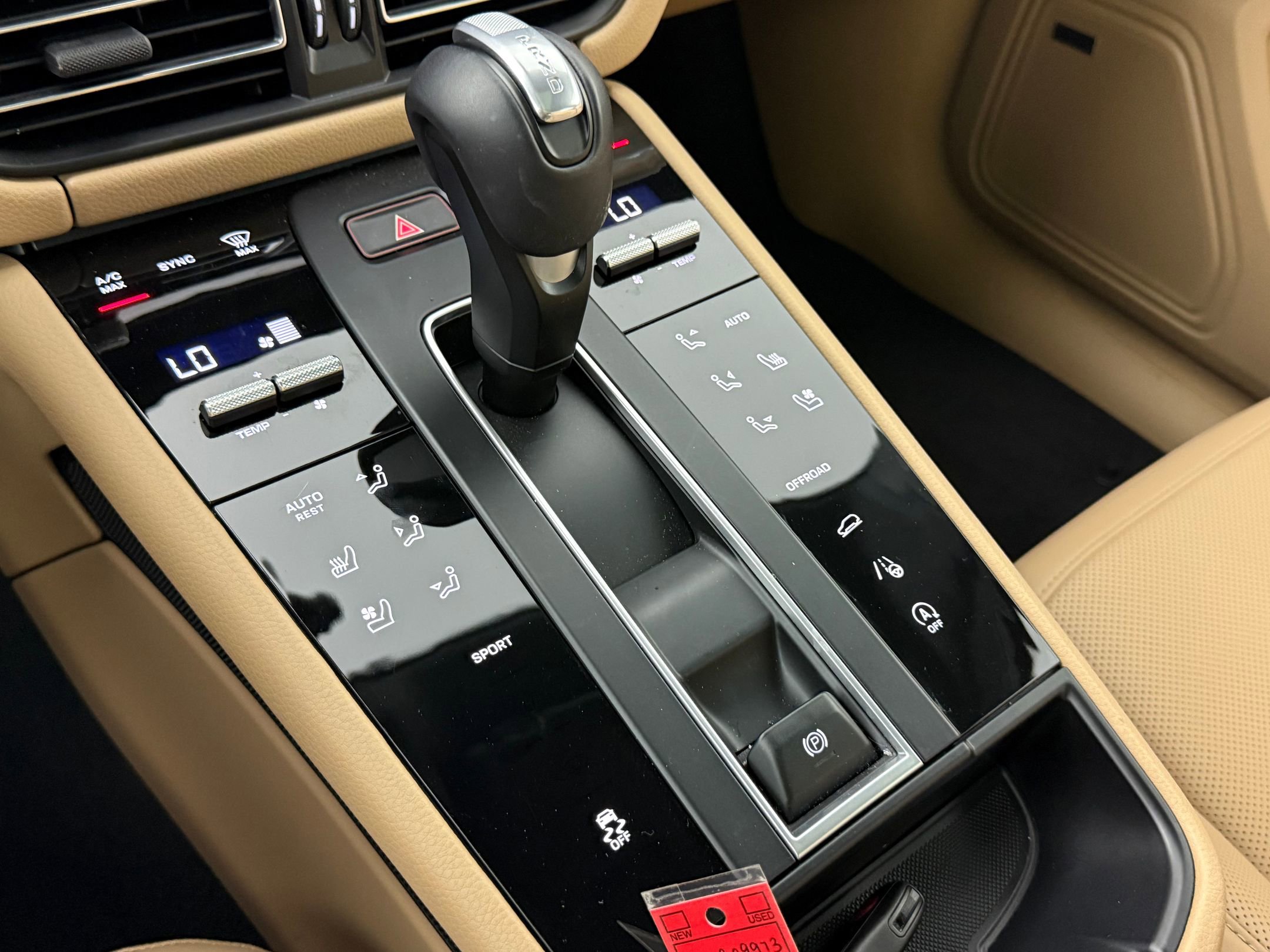 New 2025 Porsche Macan image 22