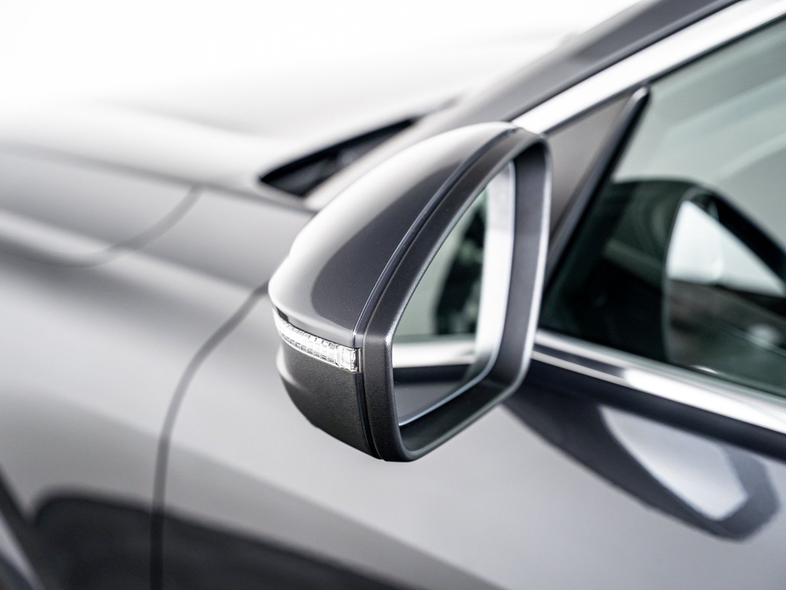Certified 2025 Audi Q5 Premium w/ Premium Plus AWD/4WD image 22