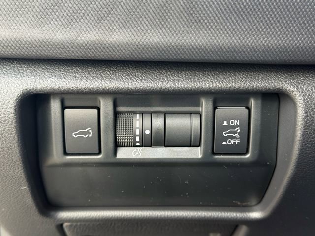 Used 2025 Subaru Forester Premium image 26