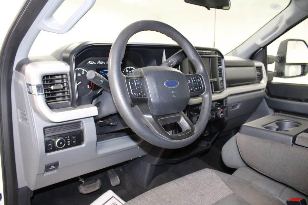 Used 2024 Ford F250 XLT image 23