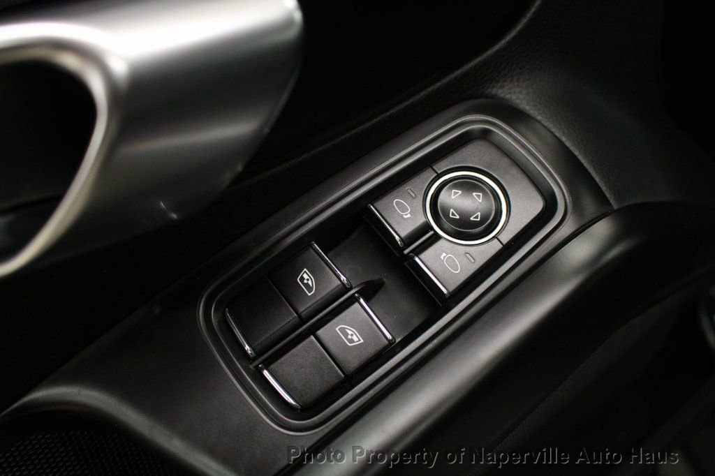 Used 2016 Porsche Cayman image 18