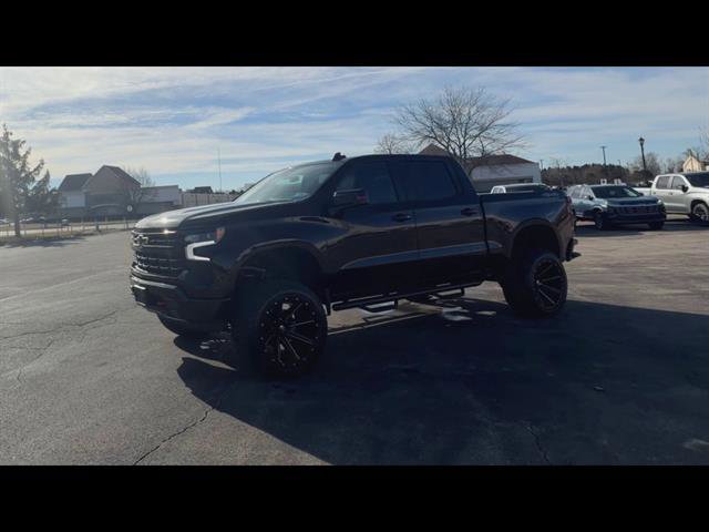 Used 2024 Chevrolet Silverado 1500 RST w/ Redline Edition image 9