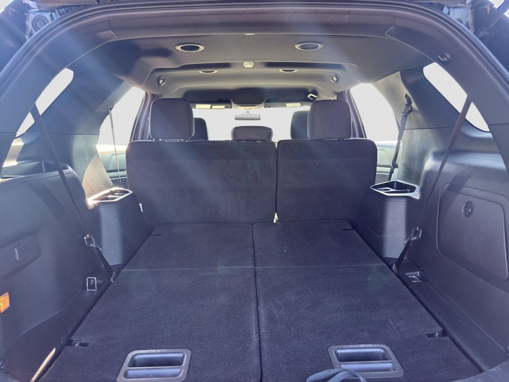 Used 2018 Ford Explorer XLT AWD/4WD image 19