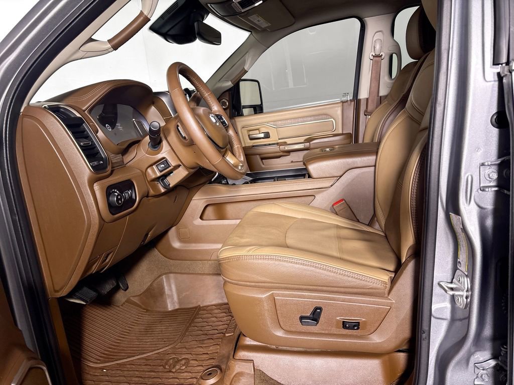 Used 2024 RAM 3500 Limited w/ Safety Group image 11