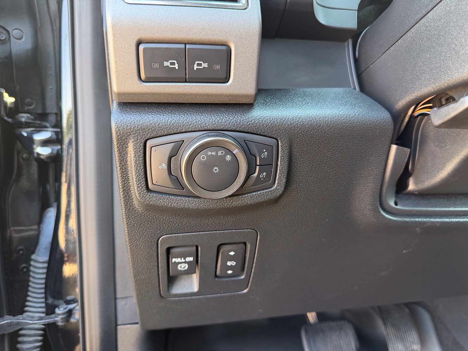 Used 2020 Ford F150 Raptor AWD/4WD image 17