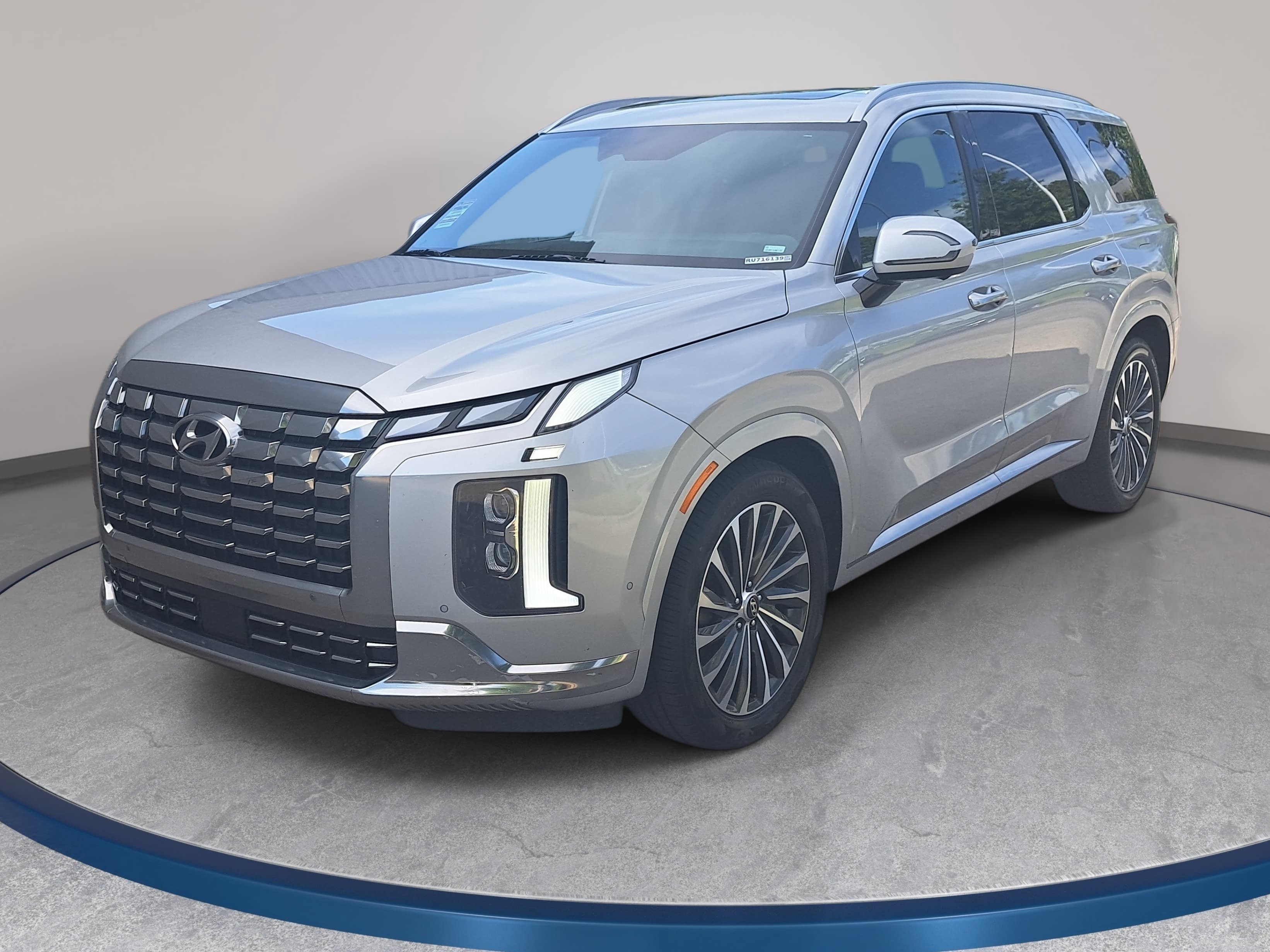 Used 2024 Hyundai Palisade Calligraphy FWD image 1