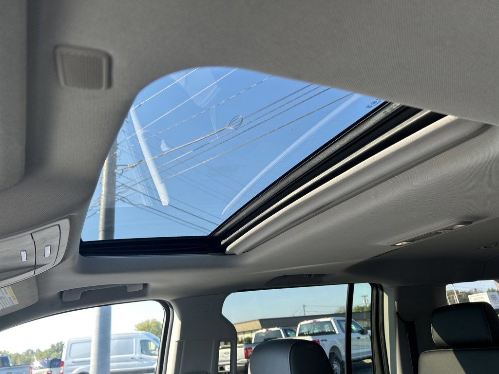 Used 2019 GMC Yukon XL SLT image 27