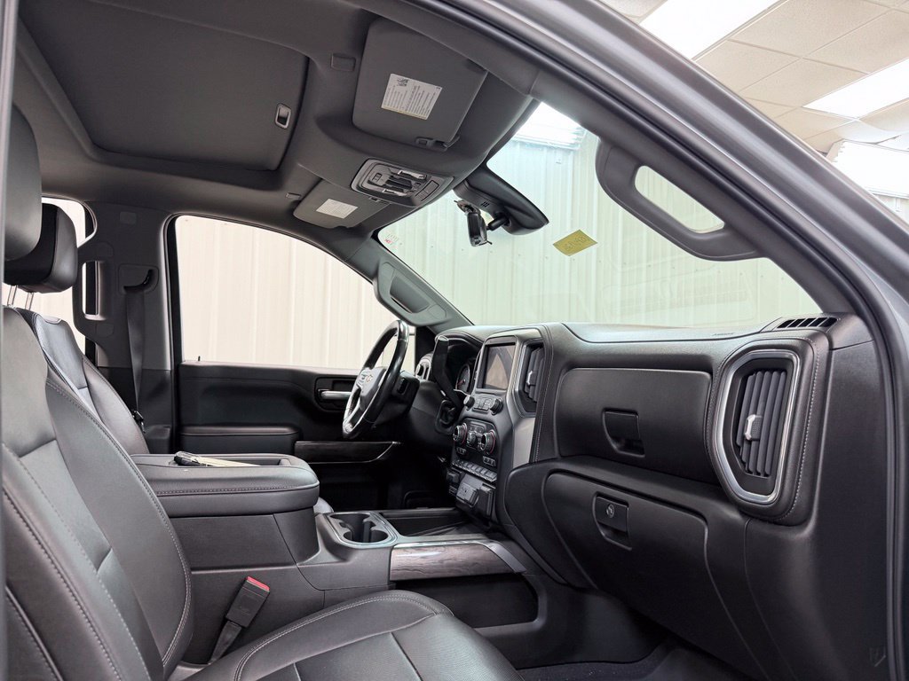 Used 2021 Chevrolet Silverado 1500 LTZ w/ LTZ Premium Package AWD/4WD image 35