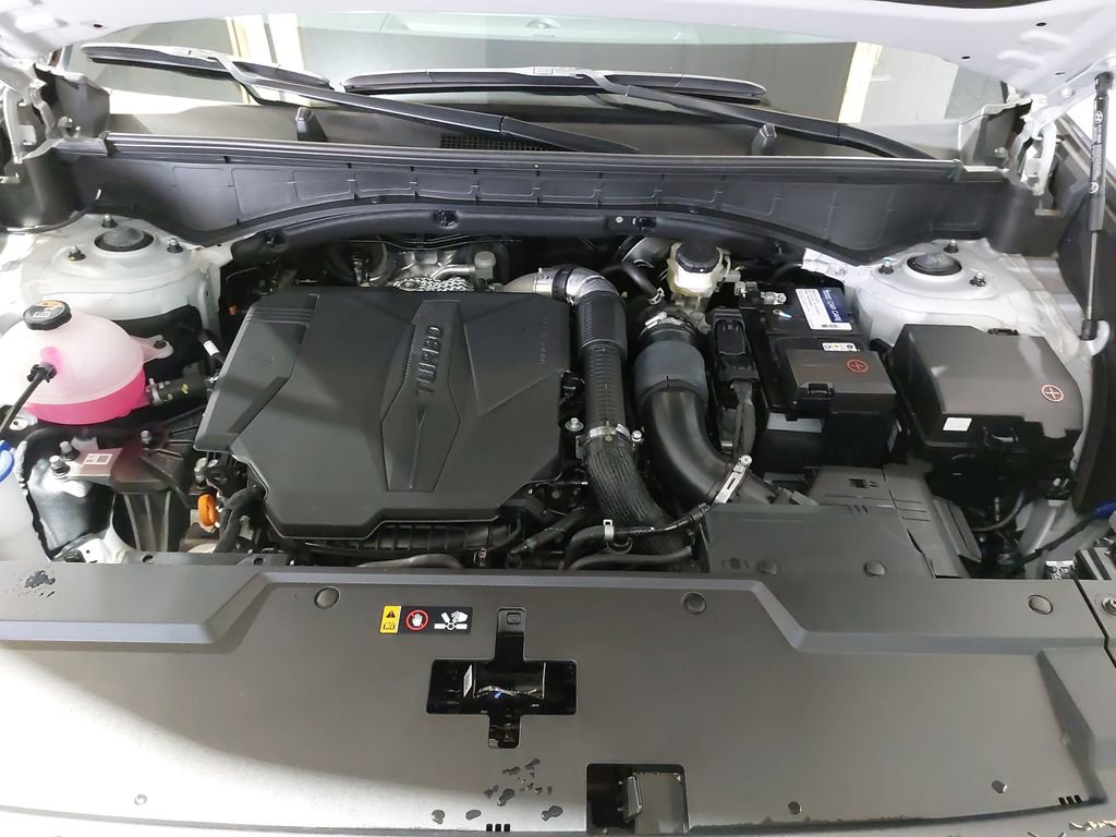 Certified 2025 Hyundai Santa Fe XRT image 32