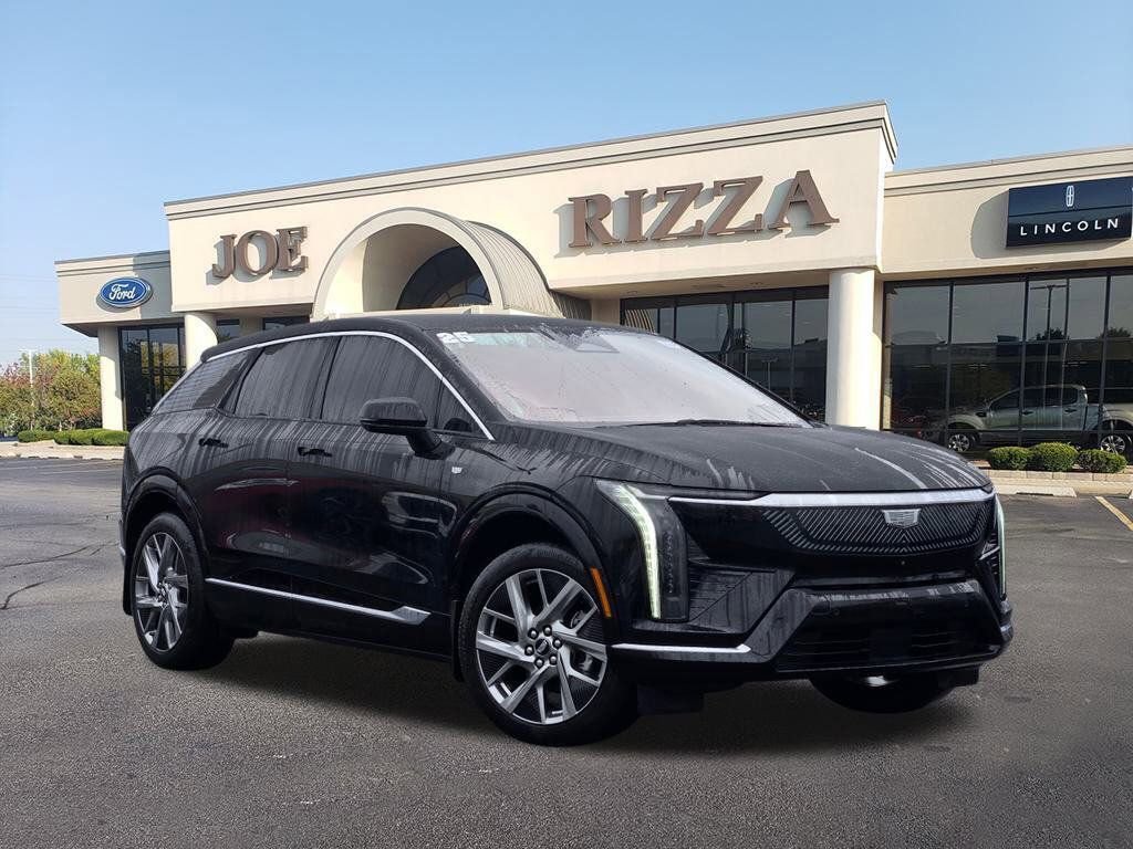 Used 2025 Cadillac Optiq Luxury 1 w/ LPO, Floor Liner Package
