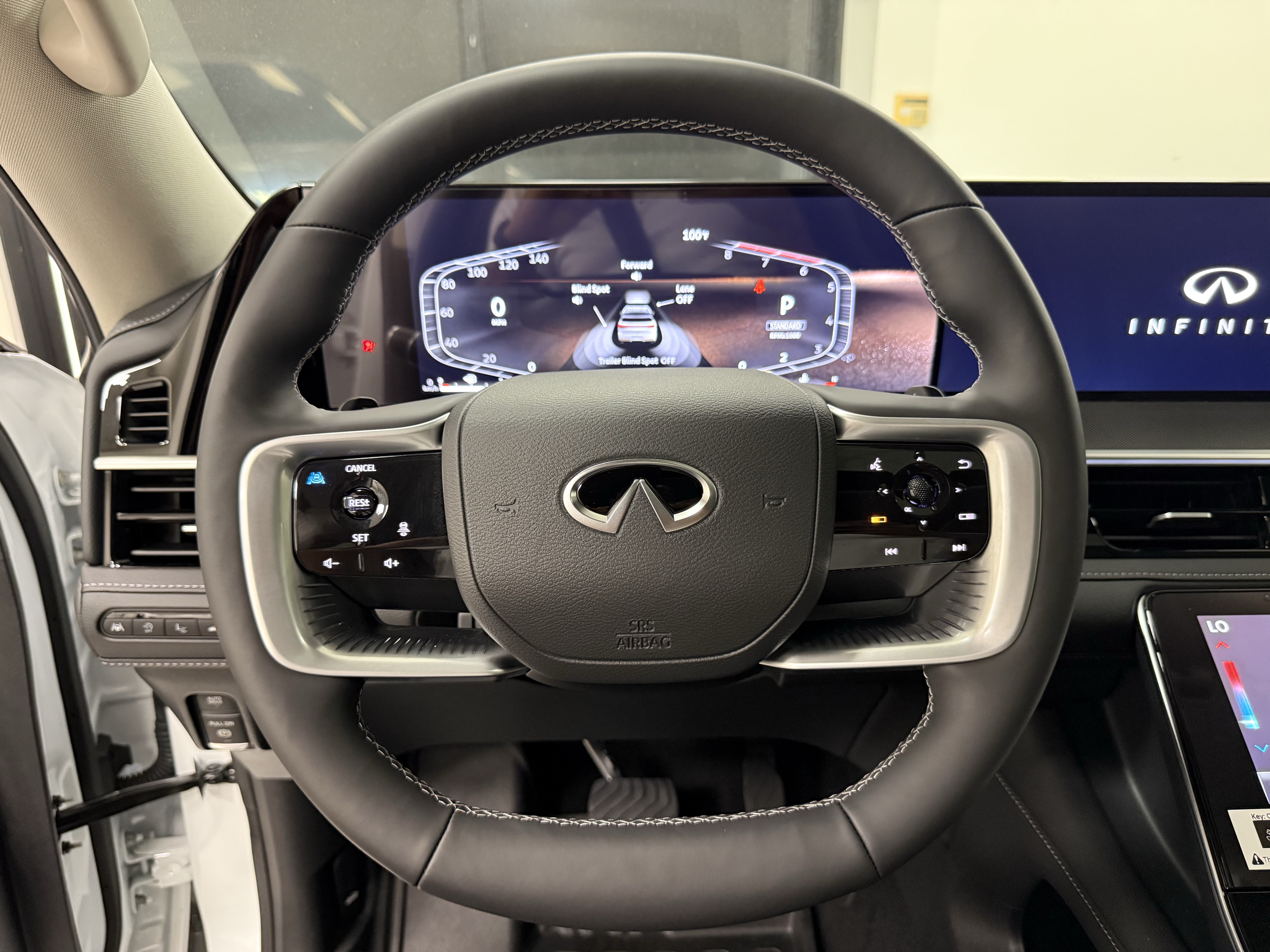 Certified 2026 INFINITI QX80 Luxe w/ Cargo Package RWD image 16