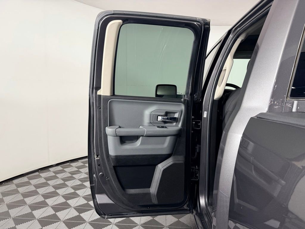 Used 2019 RAM 1500 Classic Warlock w/ Electronics Group AWD/4WD image 29