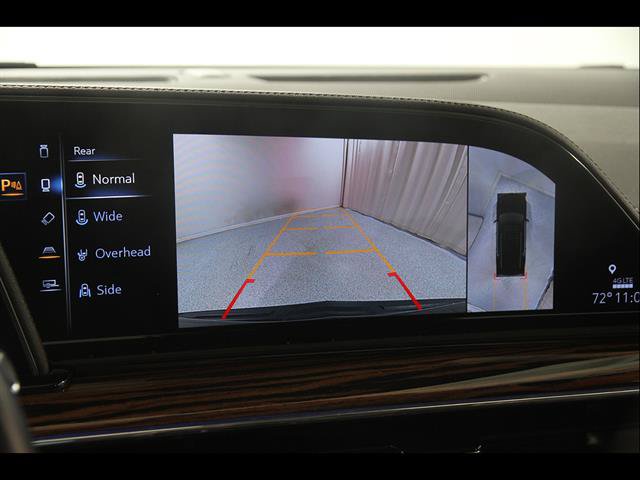 Certified 2024 Cadillac Escalade ESV Premium Luxury w/ LPO, Floor Liner Package AWD/4WD image 15