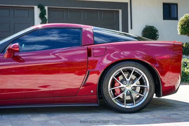 Used 2008 Chevrolet Corvette Z06 w/ Preferred Equipment Group image 5