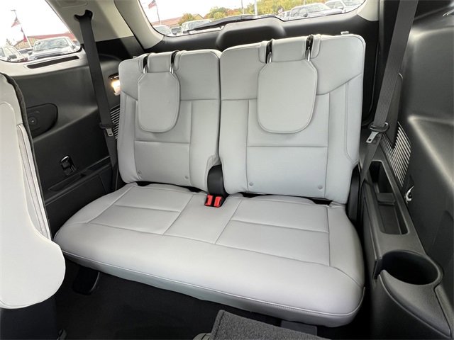 New 2026 Ford Explorer Platinum w/ LUX Leather Package image 17