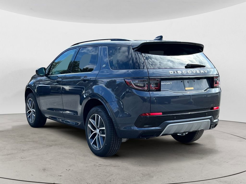 New 2025 Land Rover Discovery Sport S image 3
