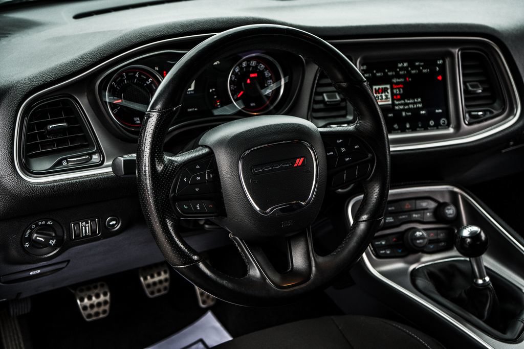 Used 2022 Dodge Challenger R/T Scat Pack RWD image 26