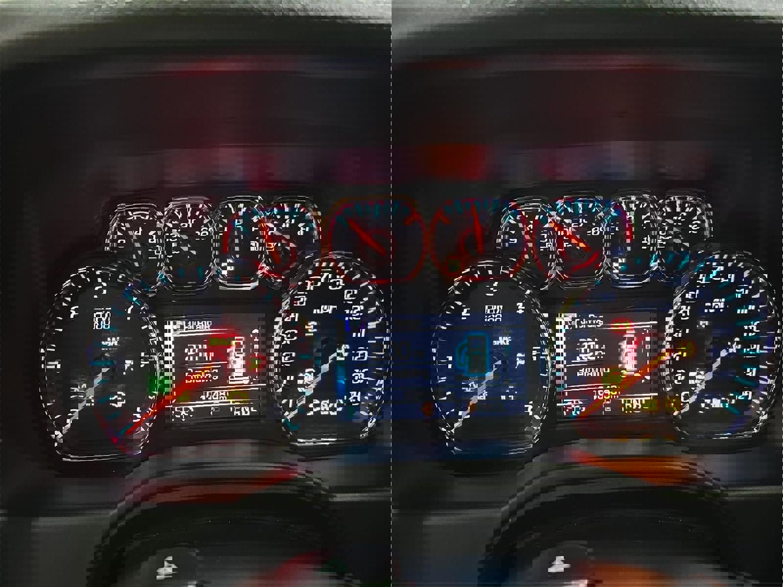 Used 2020 Chevrolet Tahoe LT image 16